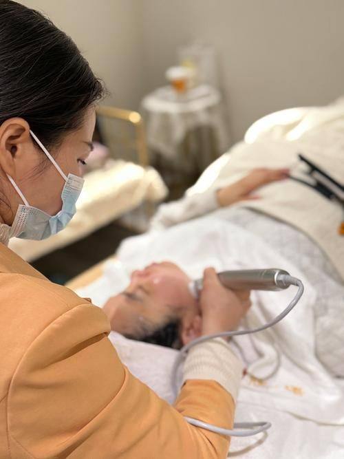 青岛知颜智妍医疗美容门诊部(青岛艾菲)预约挂号方式