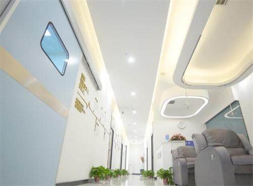 焦作解放俪人医疗美容诊所地址电话及营业时间: